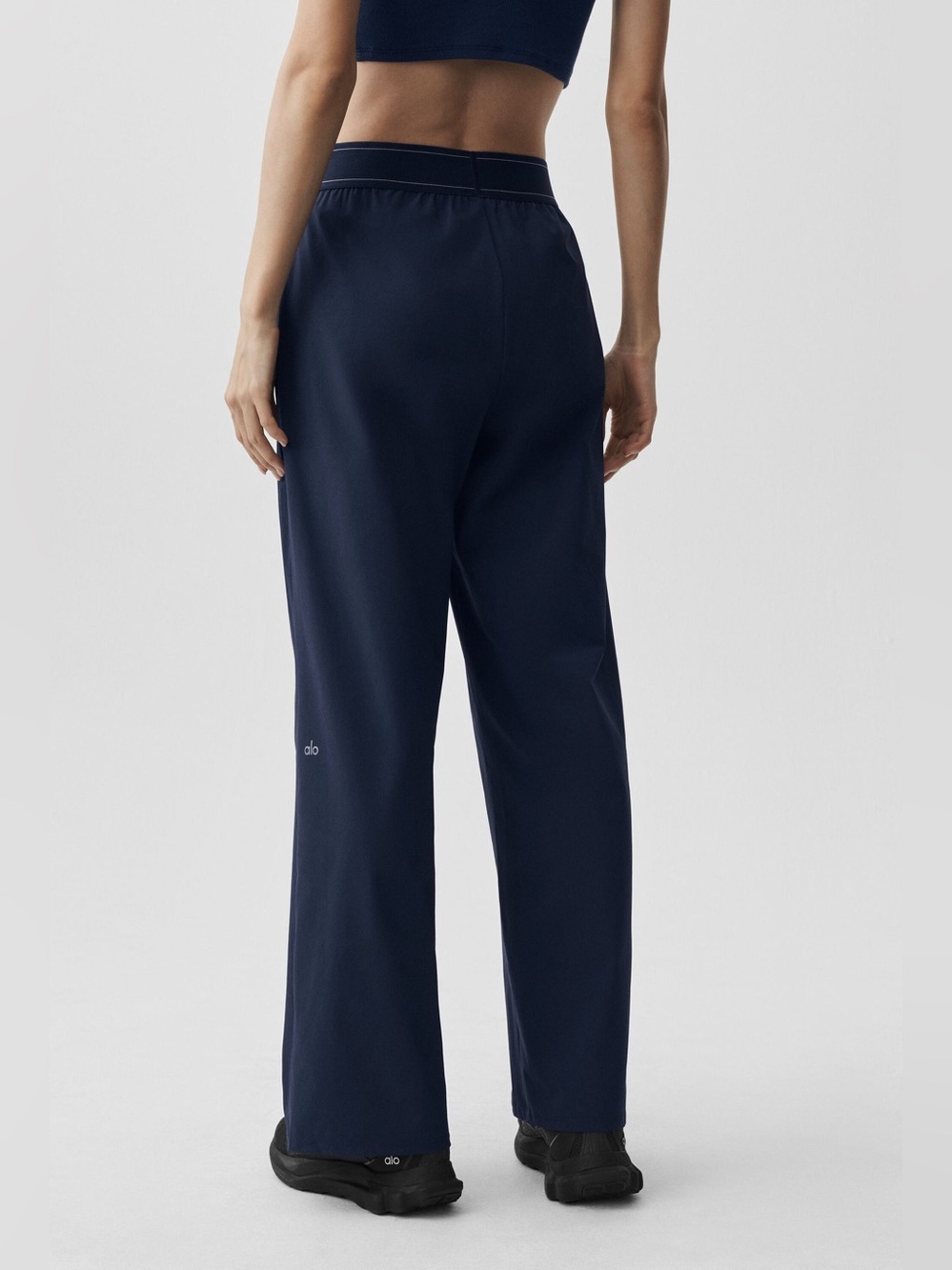 Alo Yoga Suit Up Trouser Navy Blue Small Regular 30” Inseam Pleated Wide Leg - Picture 5 of 8